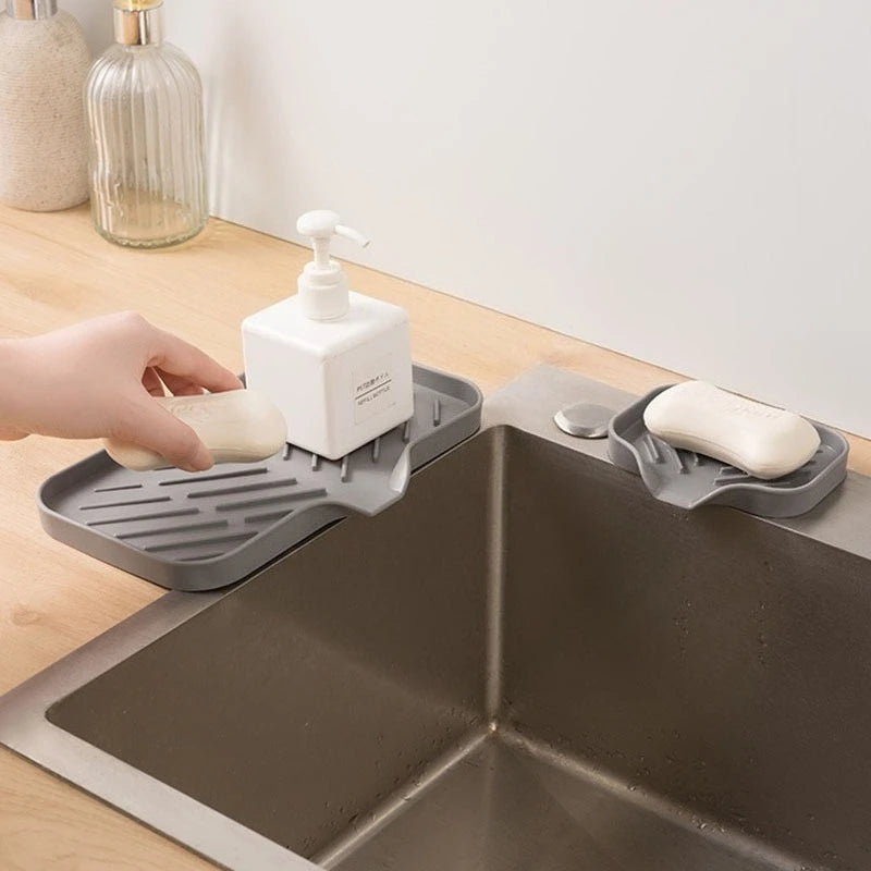 Silicone Drip-Free Soap Dish & Drain Tray with Anti-Slip Surface – Large Bathroom & Kitchen Organizer