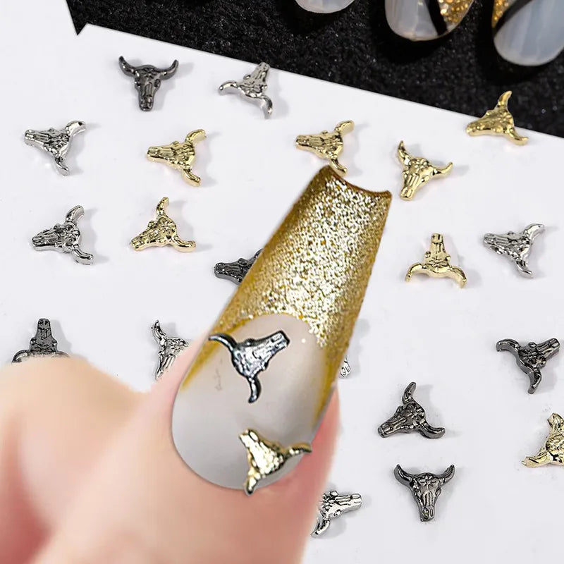 30pcs Mixed Bull Head Nail Decorations for Manicure Halloween Western Nail Art
