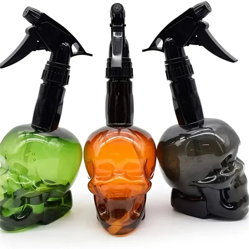 Skull-Shaped Plastic Spray Bottle 500ml for Hair & Tattoo Studio Decor