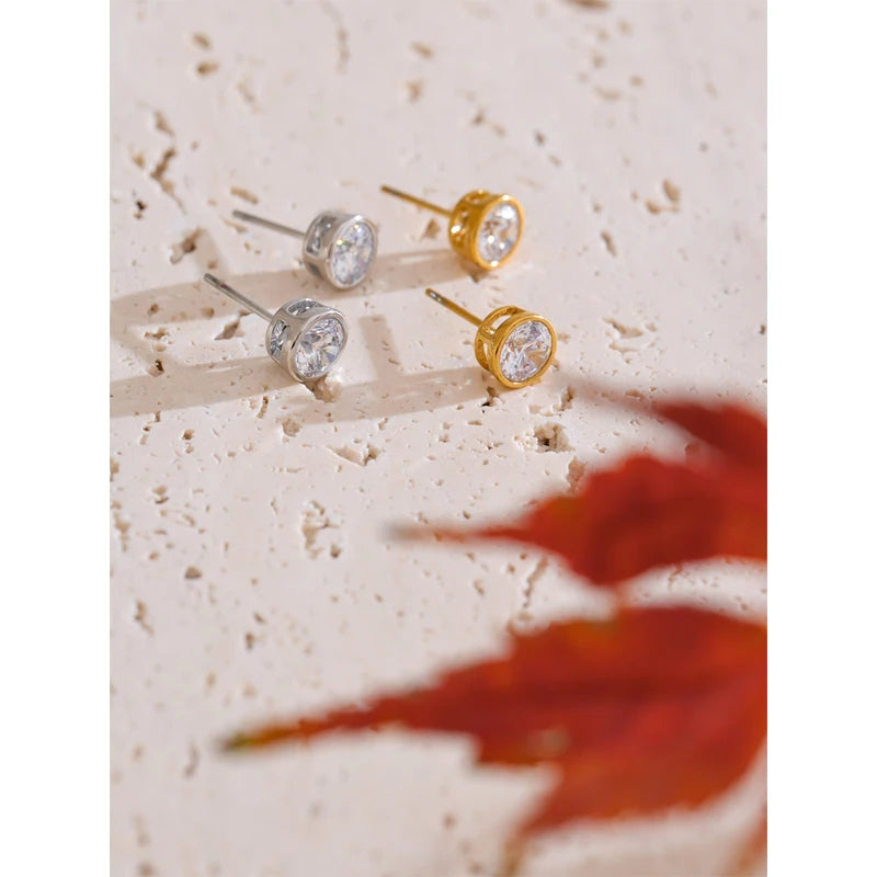 High-Grade AAA Cubic Zirconia Round Stud Earrings in Stainless Steel – Luxury Jewelry