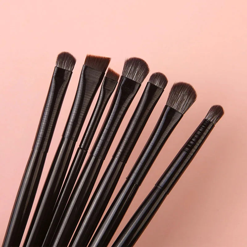 Professional Makeup Brush Set with Eye Shadow, Powder, Foundation & Blush Tools