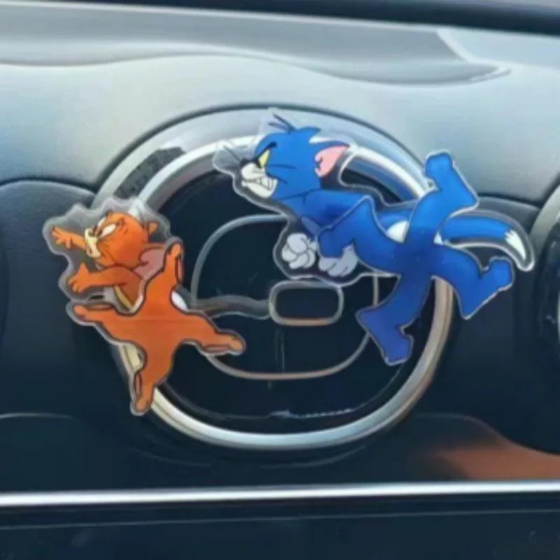 Rotating Cat and Mouse Car Air Conditioner Ornament - Kids Interior Decoration Accessory