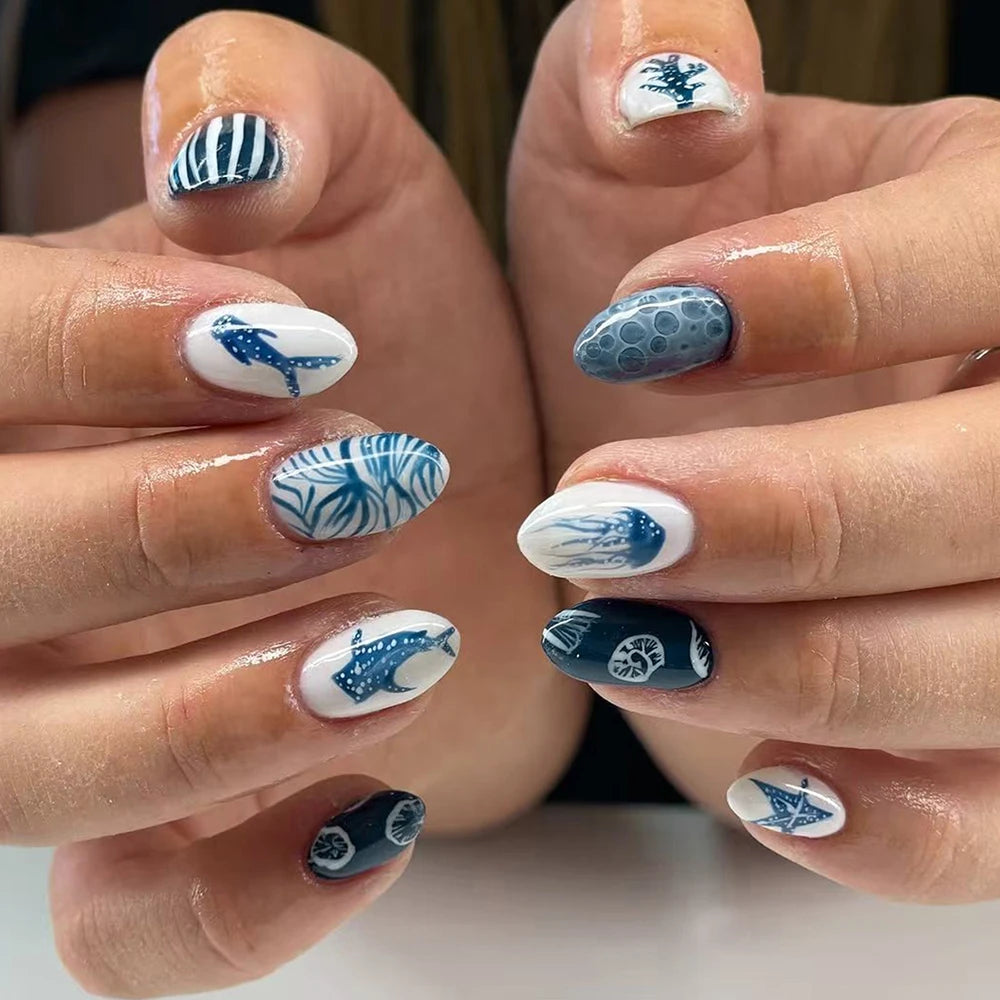Oceanic Style Short Oval Whale & Star French Press Nails - 24 Pieces