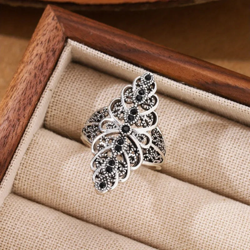 Retro Fashionable Hollow Petal Ring for Women Adjustable Jewelry