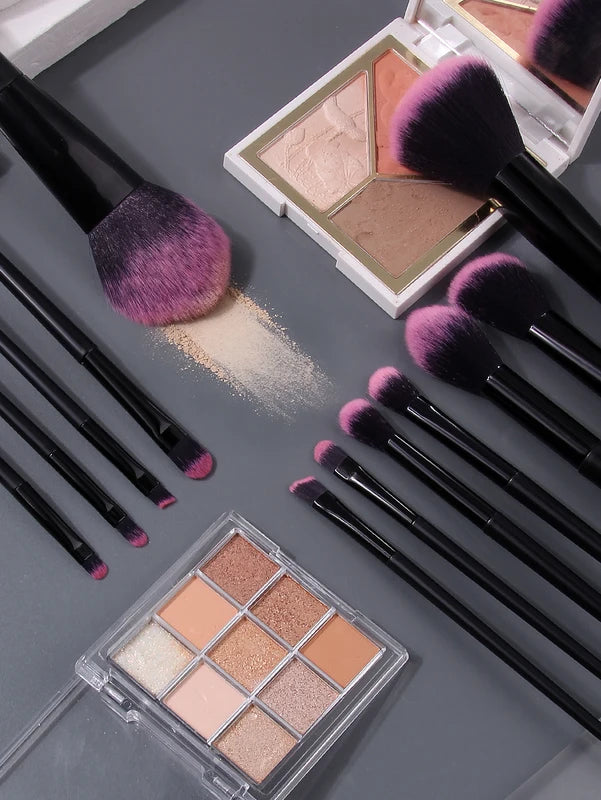 Professional Makeup Brush Set - 16 Soft Fluffy Cosmetic Brushes for Face & Eyes