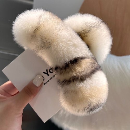 Handmade Rex Rabbit Fur Hair Claw Clip - Soft Plush Back Head Grip Accessory