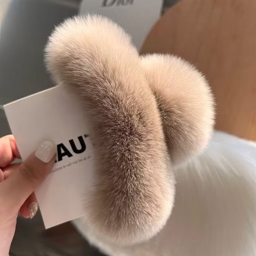 Handmade Rex Rabbit Fur Hair Claw Clip - Soft Plush Back Head Grip Accessory
