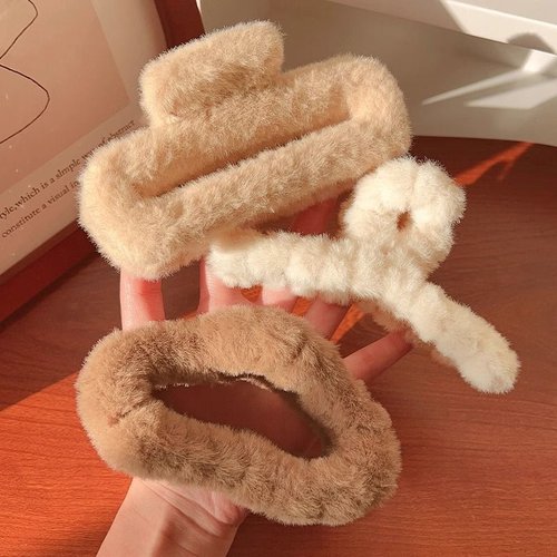 Handmade Plush Hair Clip Soft Faux Fur Claw Clip for Thick Hair Accessories