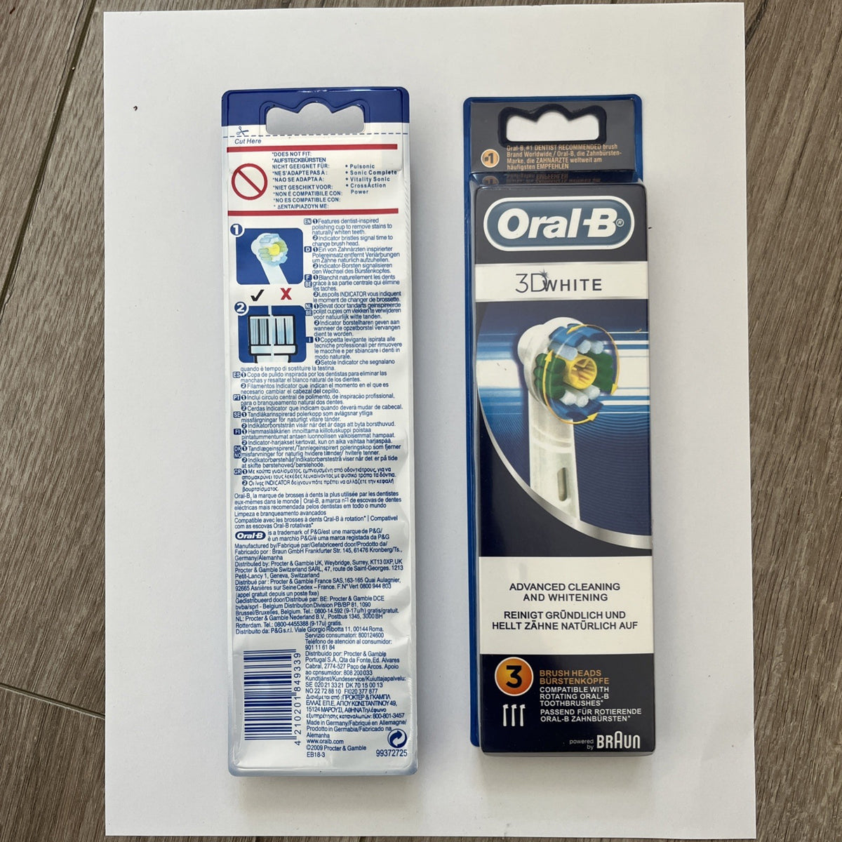 Oral-B 3D White Replacement Toothbrush Heads - 6 Pack for Deep Cleaning