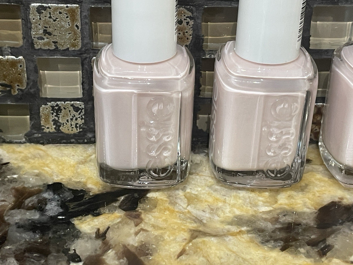 Essie Nail Polish Bundle - 4 Full Size Light Pink 096 Ballet Slippers
