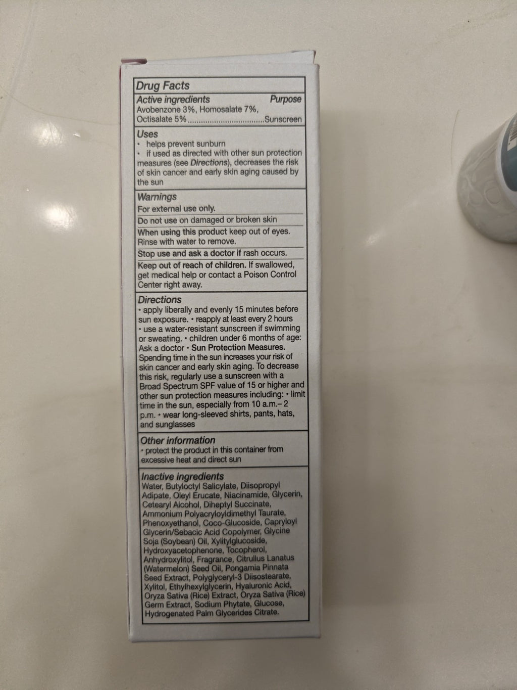 Hydrating Sunscreen Fluid SPF30 Watermelon Dew Shield - 1.69oz