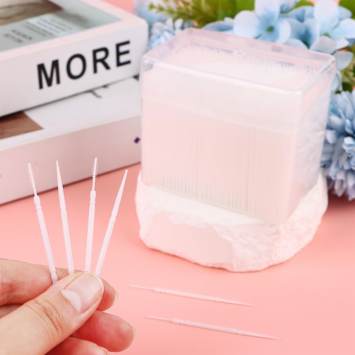 1100Pcs Oral Hygiene Toothpicks & Interdental Brushes - Food Grade Plastic