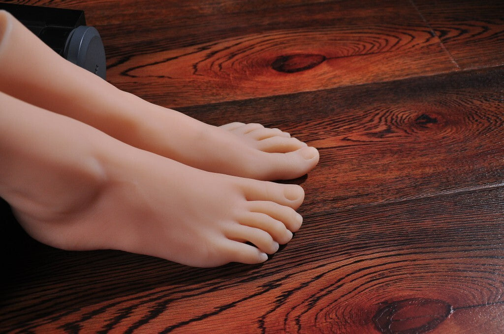 High Simulation Fake Foot Model with Built-in Bone - Silicone Foot Replica