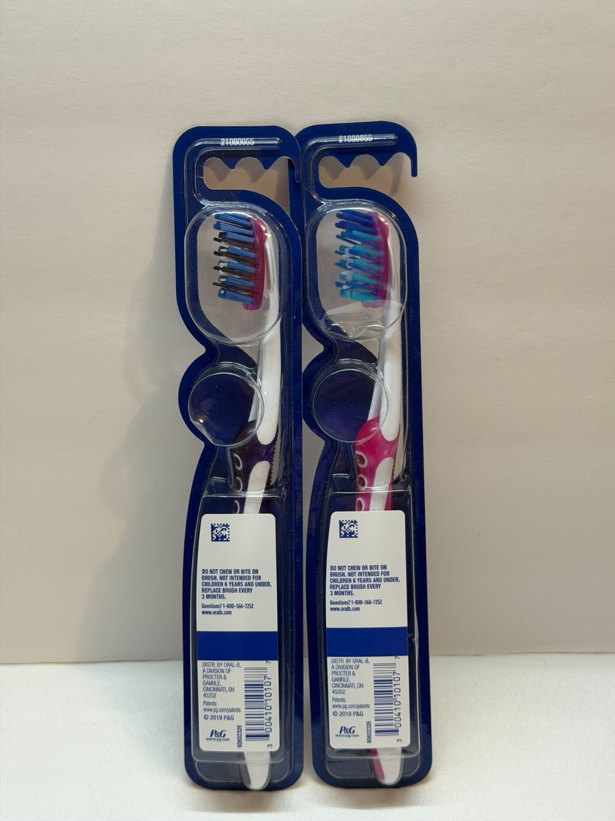 2 Pack Manual Toothbrushes Medium Bristles for Oral Hygiene