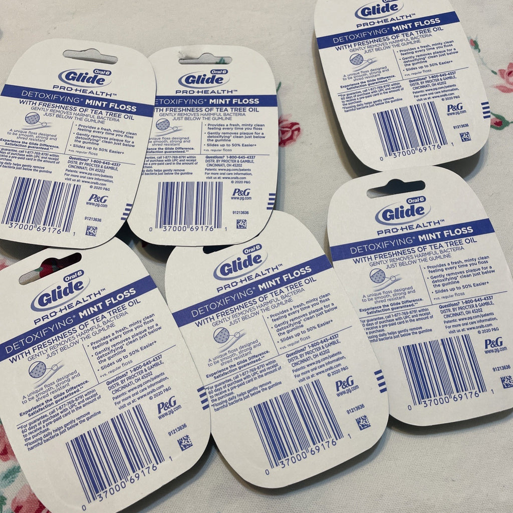 Dental Floss with Tea Tree Oil - Mint Flavored, Shred-Resistant, 6 Pack