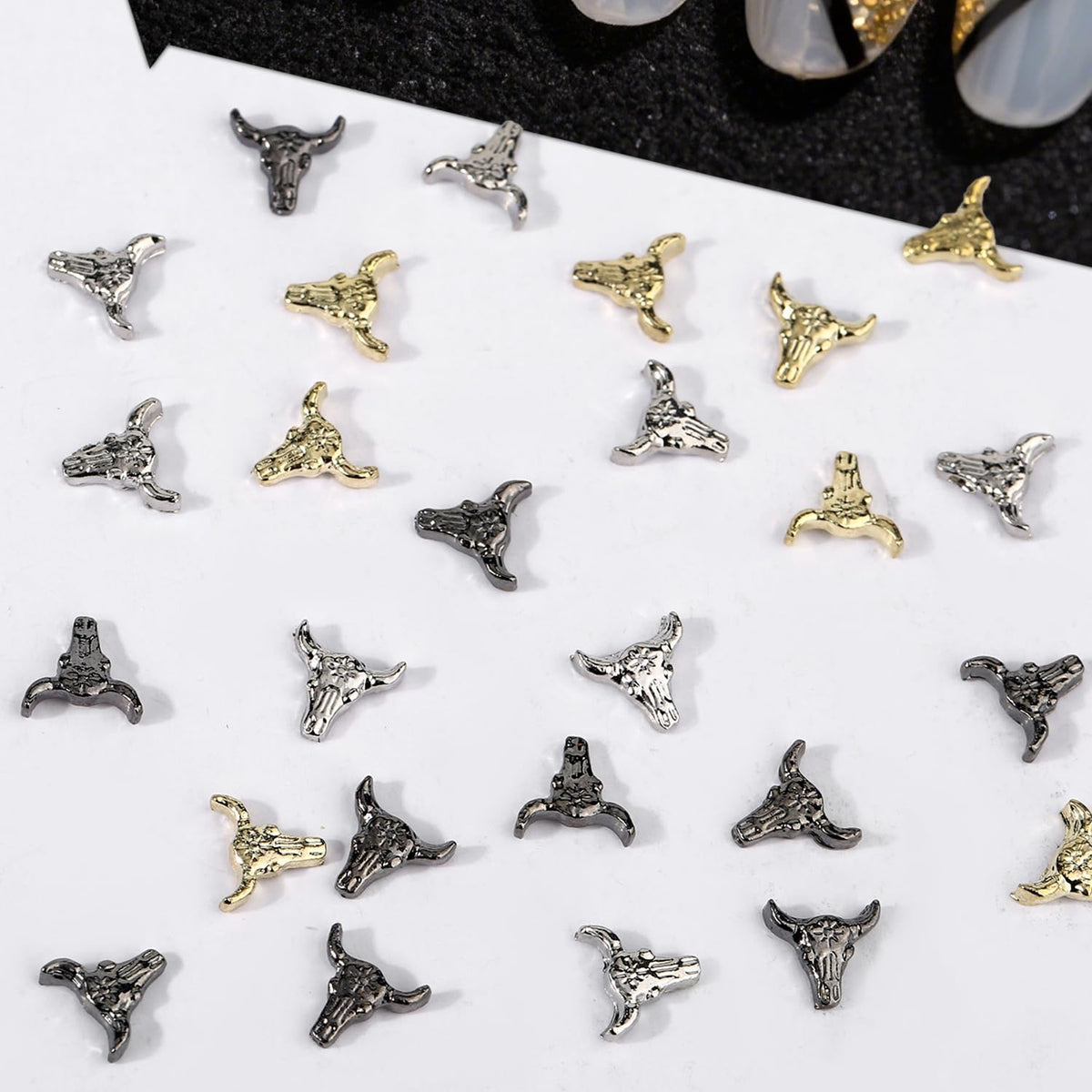 50pcs Cowboy Bull Head Nail Charms Halloween Retro Nail Art Decorations