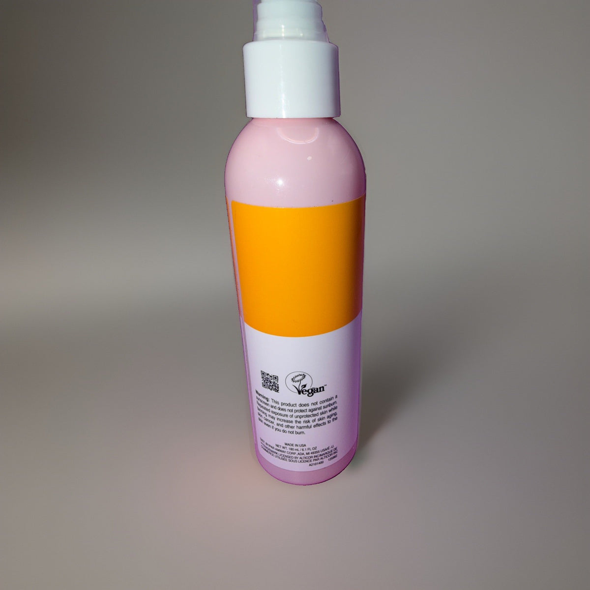 Self Tanning Lotion - Healthy Glow Light/Medium, 6.1oz - Artistry Studio