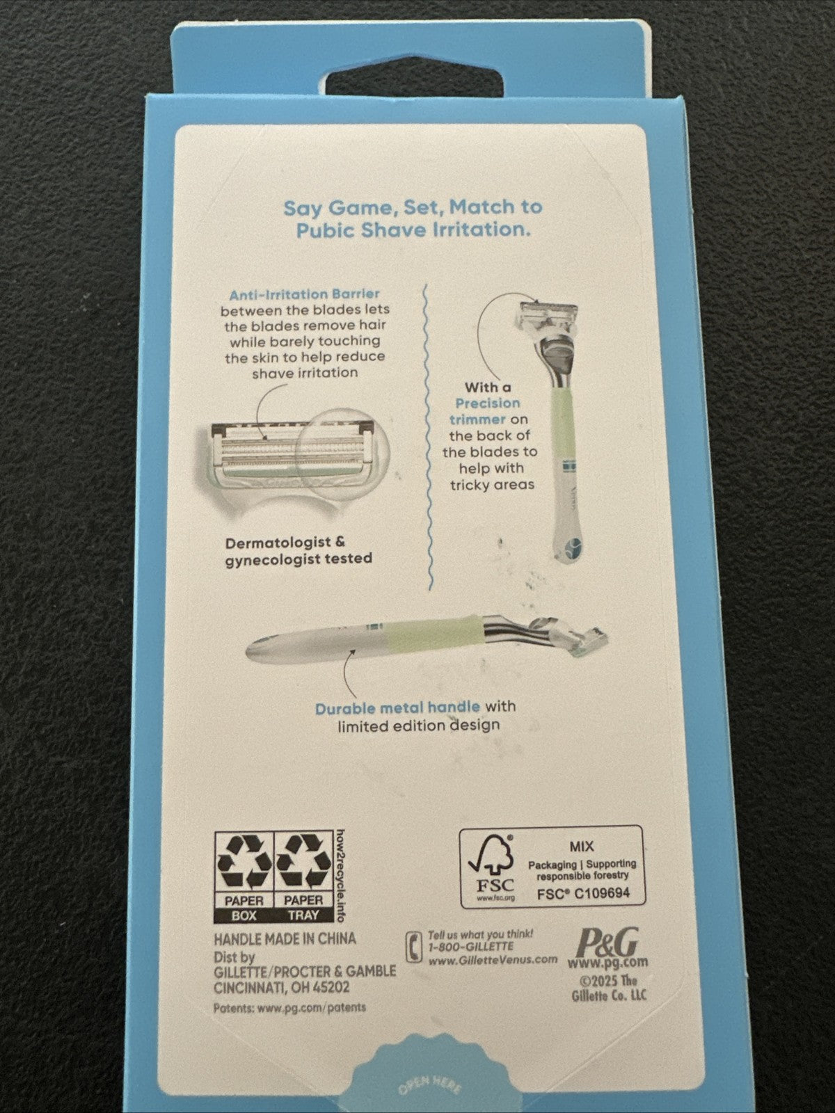 Gillette Venus Pubic Hair & Skin Razor Limited Edition with 2 Cartridges