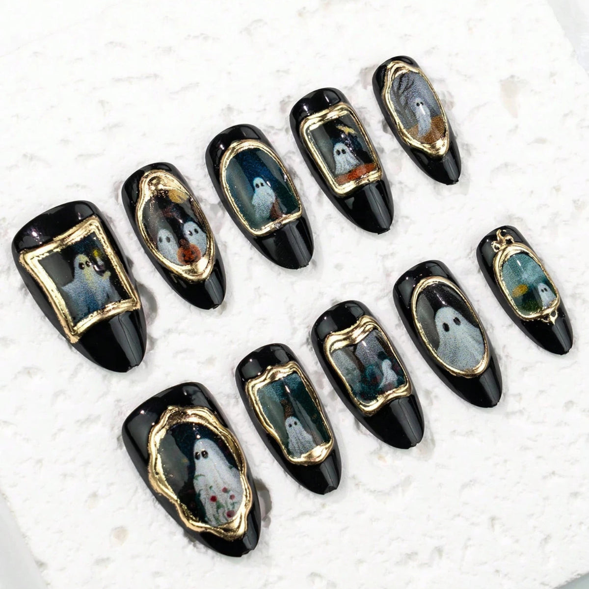 Gothic Ghost Press-On Nails Set - Halloween Fake Nails for Women, 10 Pieces