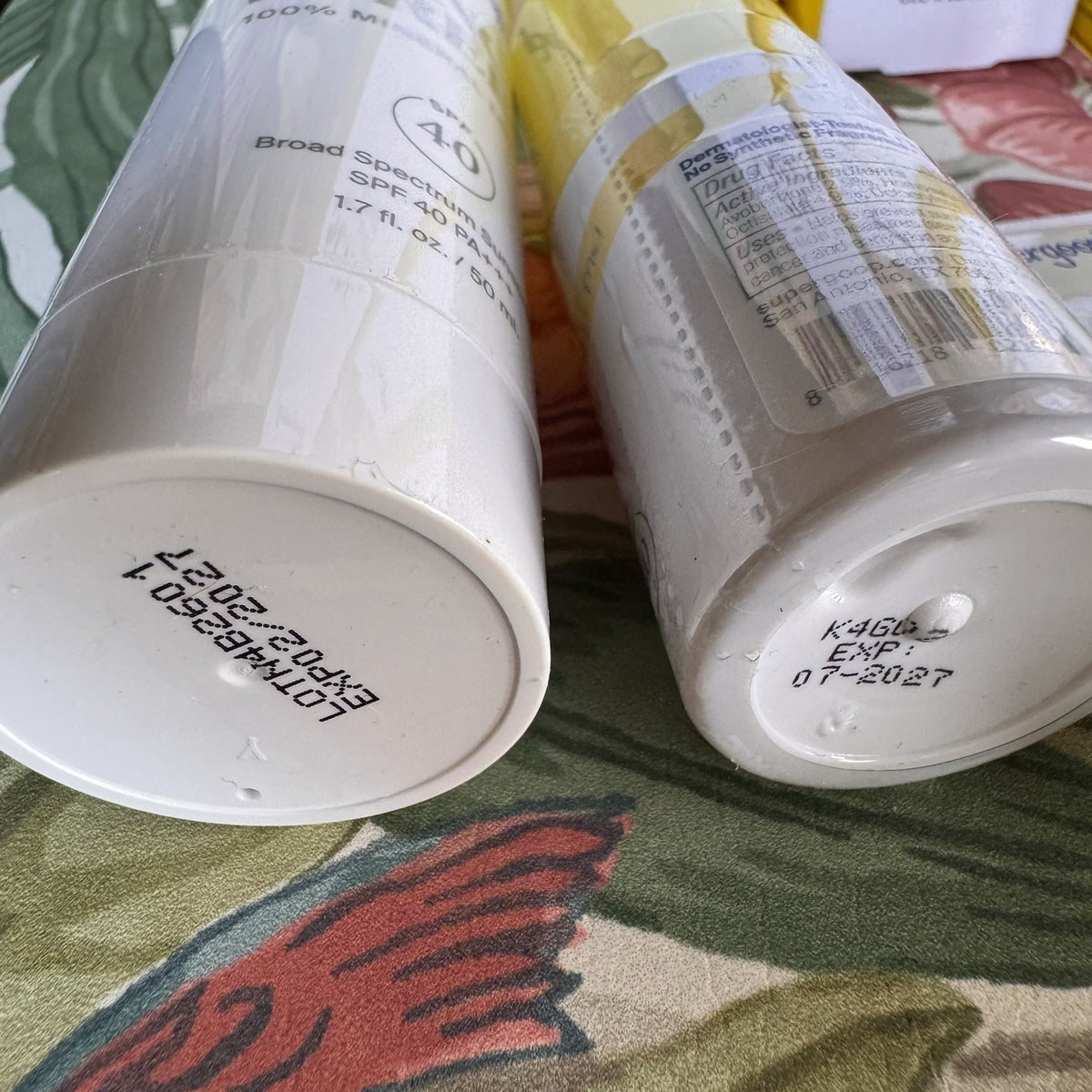 Supergoop Sunscreen Bundle with Unseen Zincscreen Glowscreen & Setting Mist