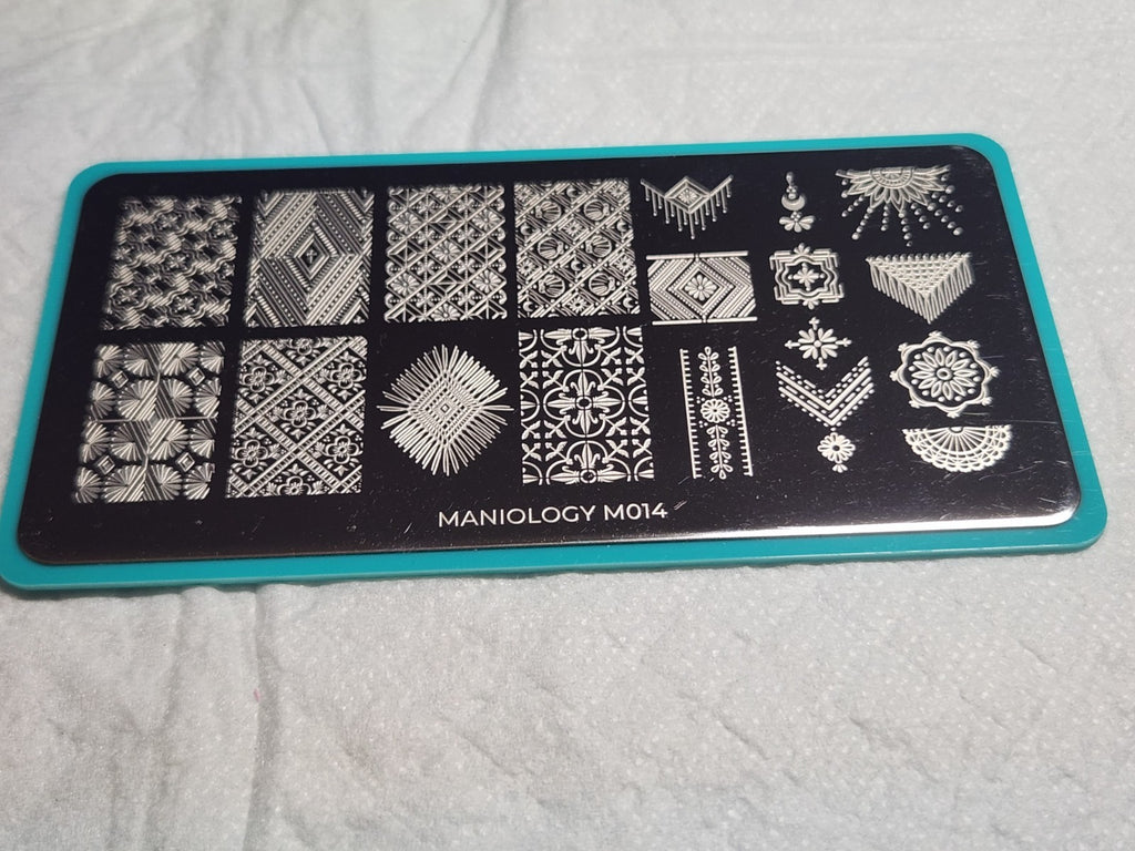 Maniology Nail Stamping Plate M014 Wild Heart - Nail Art Template