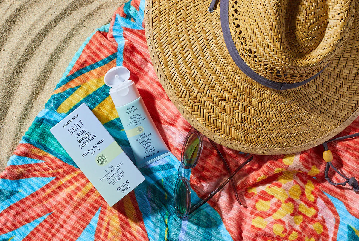Mineral Sunscreen SPF 40 for Face - Water-Resistant, Oil-Free, Light & Matte Finish - 2 Pack