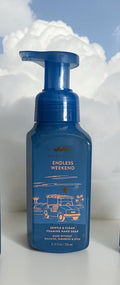 Gentle Foaming Hand Soap - Endless Weekend Scent - Bath & Body Works