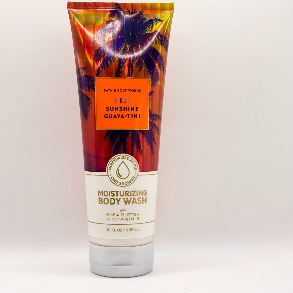 Moisturizing Body Wash 10 fl oz - Choose Your Scent - Bath & Body Works