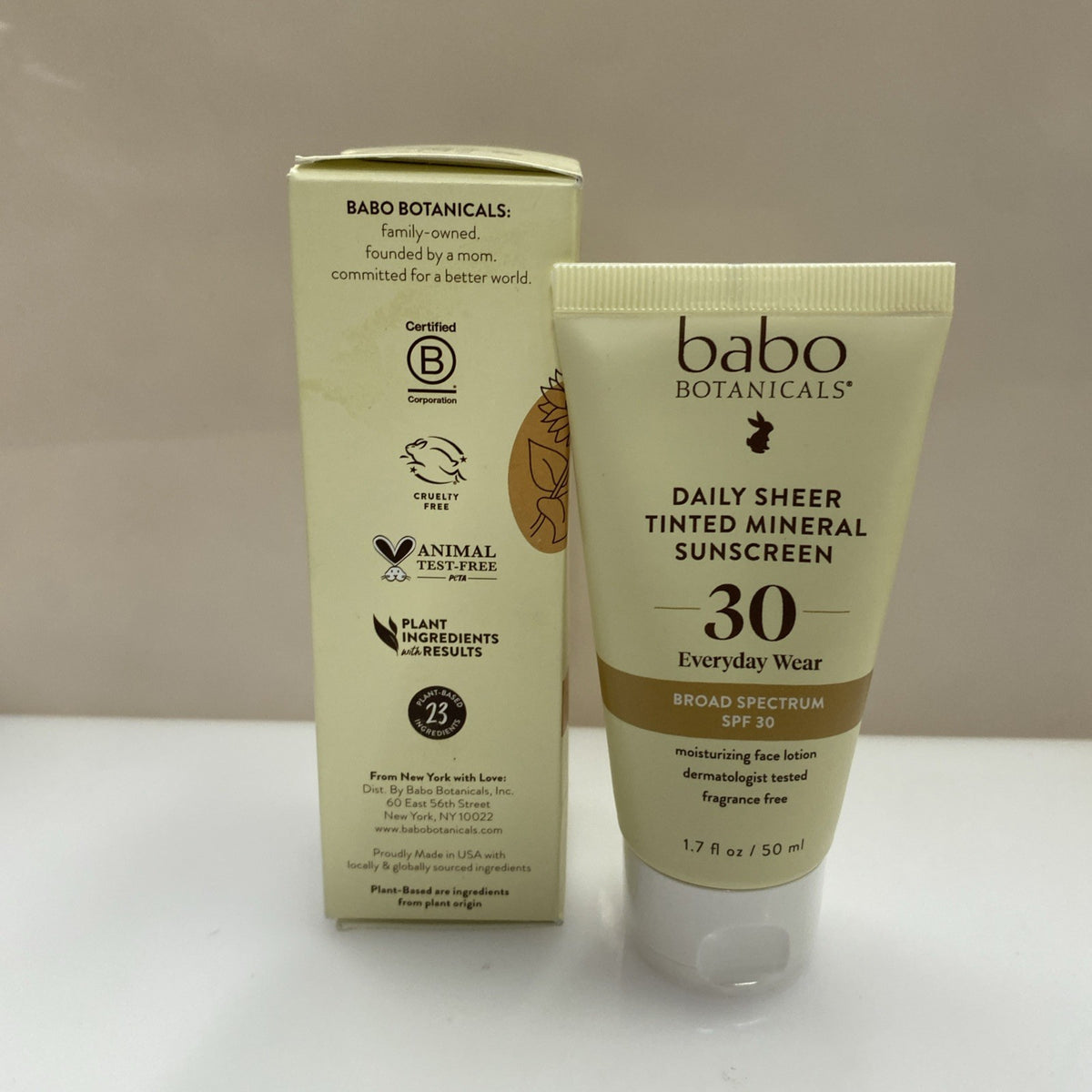 Mineral Sunscreen SPF 30 Tinted Face Sunscreen with Sheer Finish - Sealed