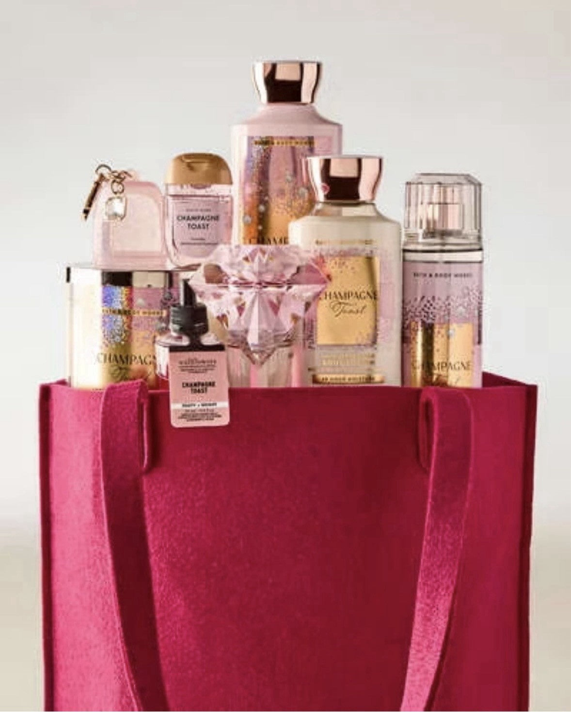 Bath & Body Works Champagne Toast 9 Piece Gift Set with Tote