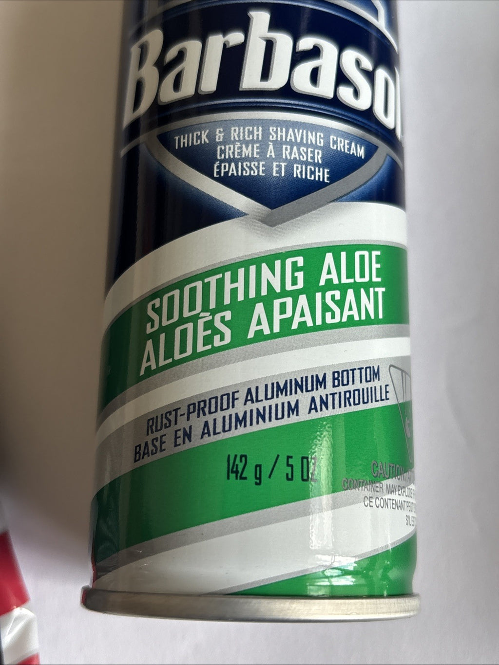 Barbasol Original Soothing Aloe Shaving Cream 5 Oz Pack of 2 with 8 Razors