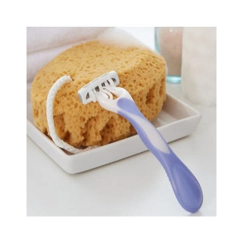 Disposable Women’s Razors with Hypoallergenic Conditioning Strip - 3 Pack