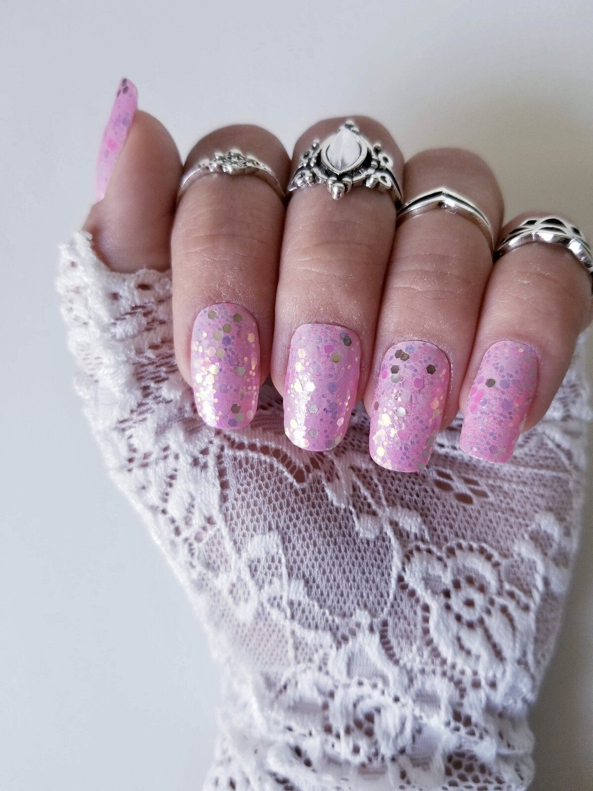 Nail Polish Strips Cake Frosting Set - 16 Easy-to-Apply Nail Wraps