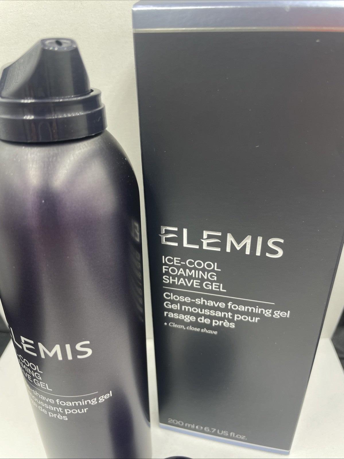 Elemis Ice-Cool Foaming Shave Gel 200ml - Refreshing Men's Grooming