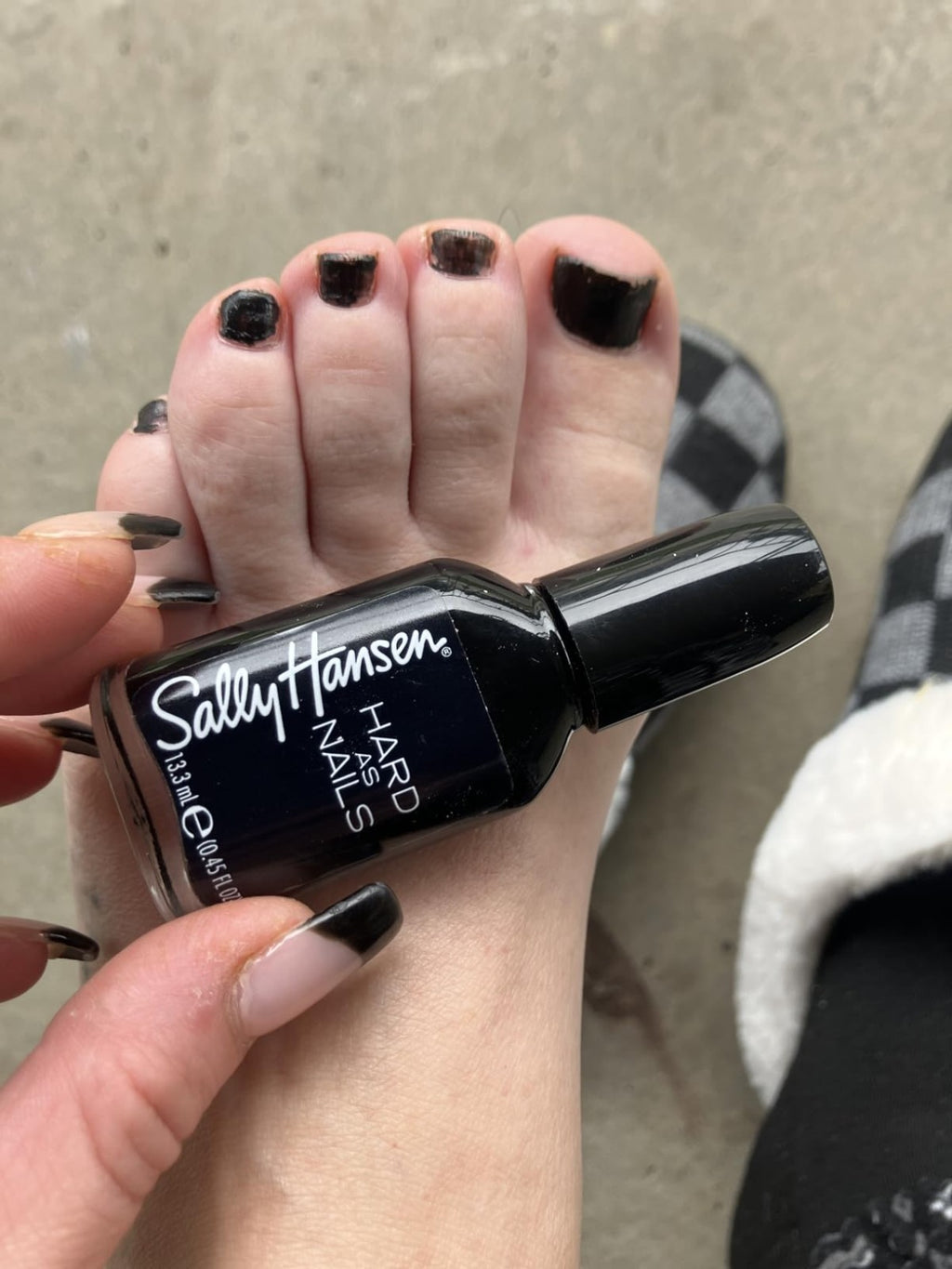 Black Nail Polish Long Lasting Glossy Opaque Color Shine