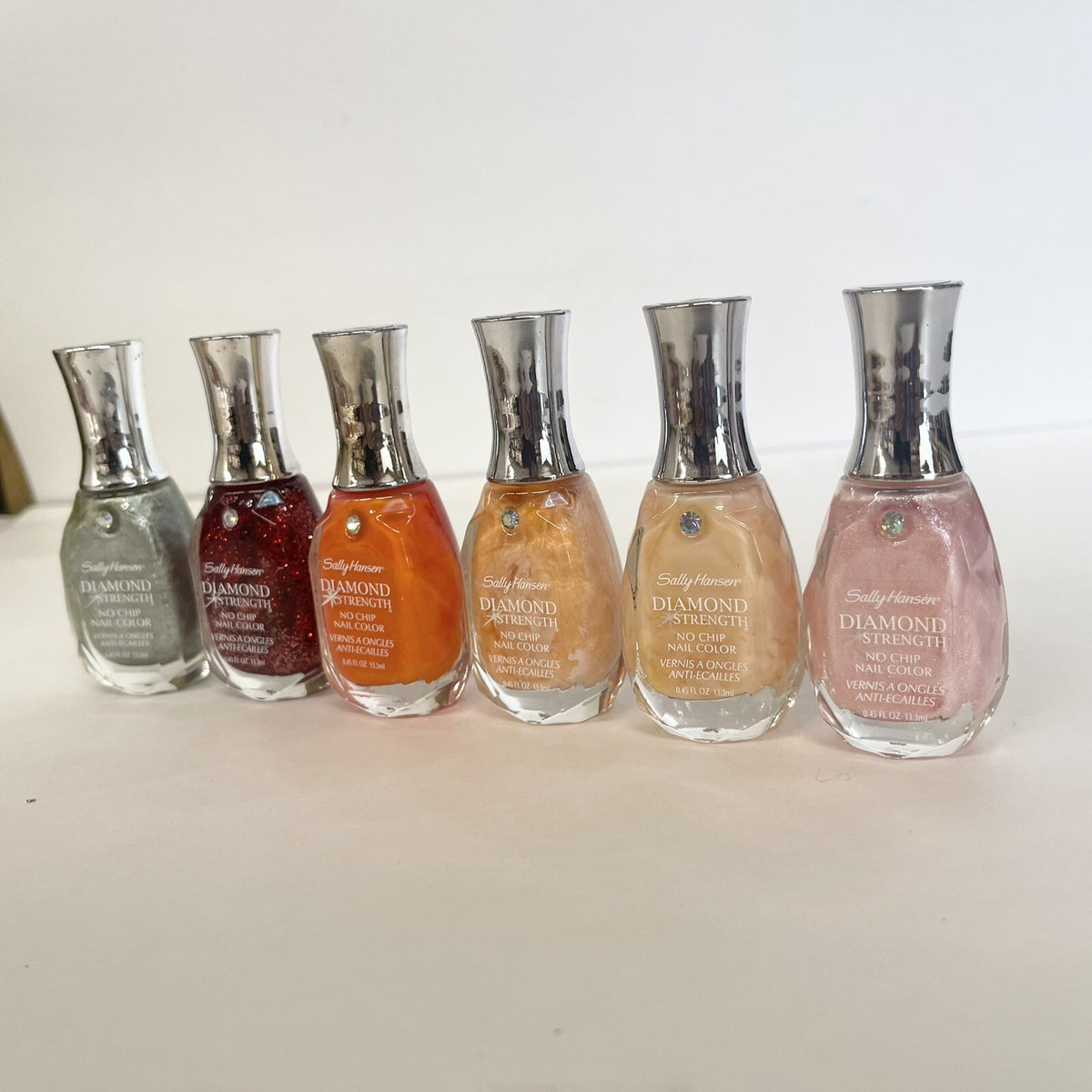 Set of 6 Assorted Nail Polish Colors - No Chip Gel Effect Manicure