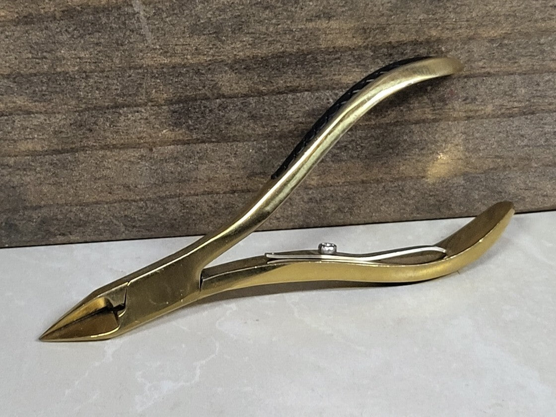 Revlon Gold Series Cuticle Nipper Full Jaw Nail Care Tool