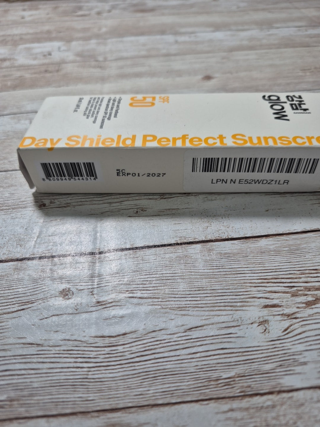 SPF 50 Sunscreen with Zinc Tinted Sun Block - Effortless Sun Protection
