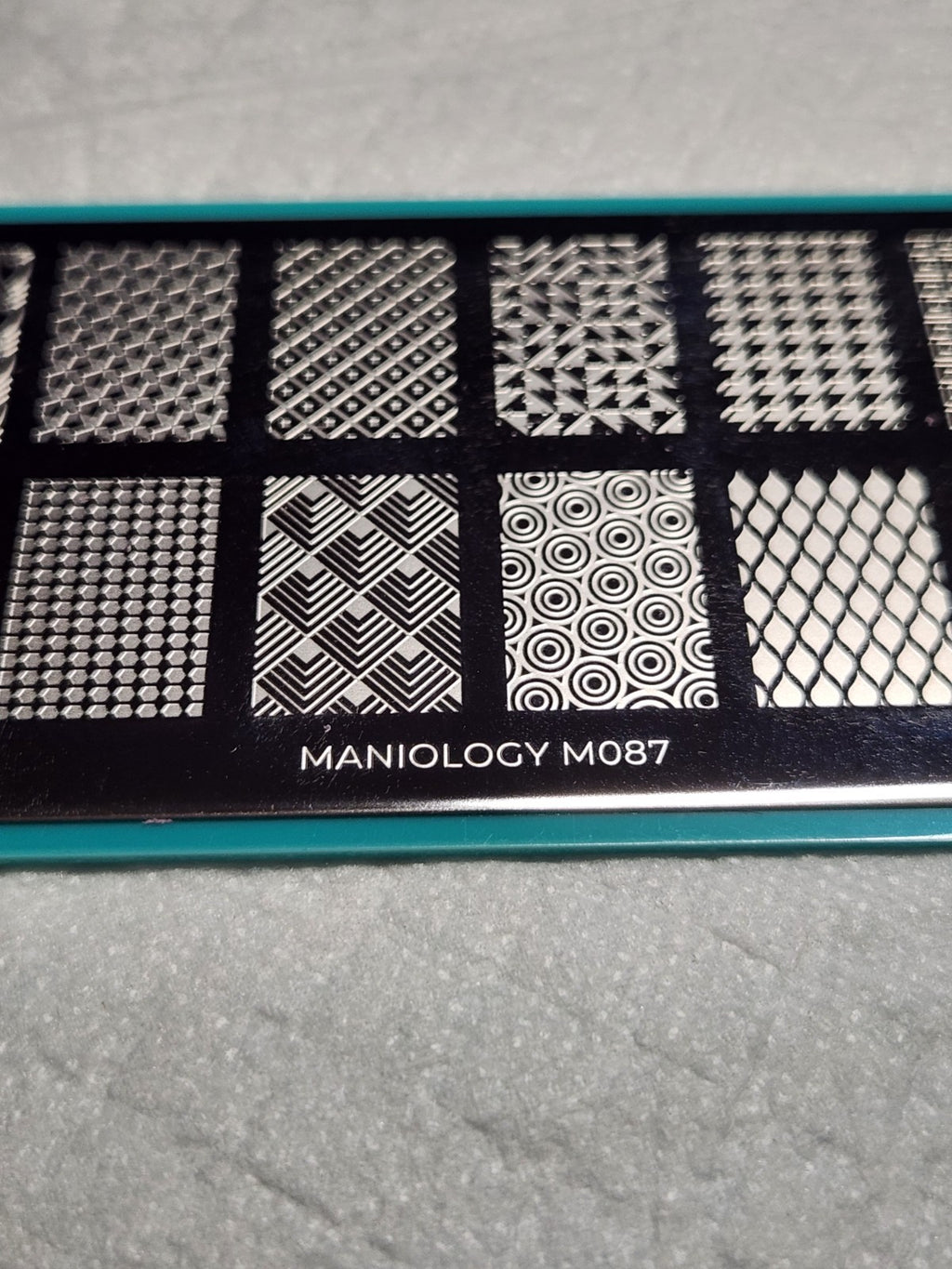 Maniology Nail Stamping Plate M087 Patterns for Nail Art