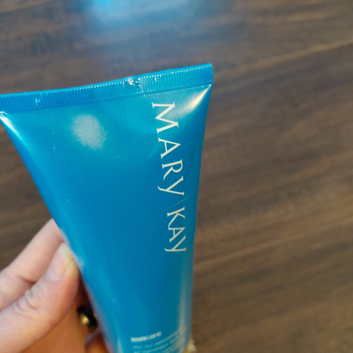 After Sun Replenishing Gel 6.5 Fl Oz - Moisturizing Sun Care for Skin Recovery