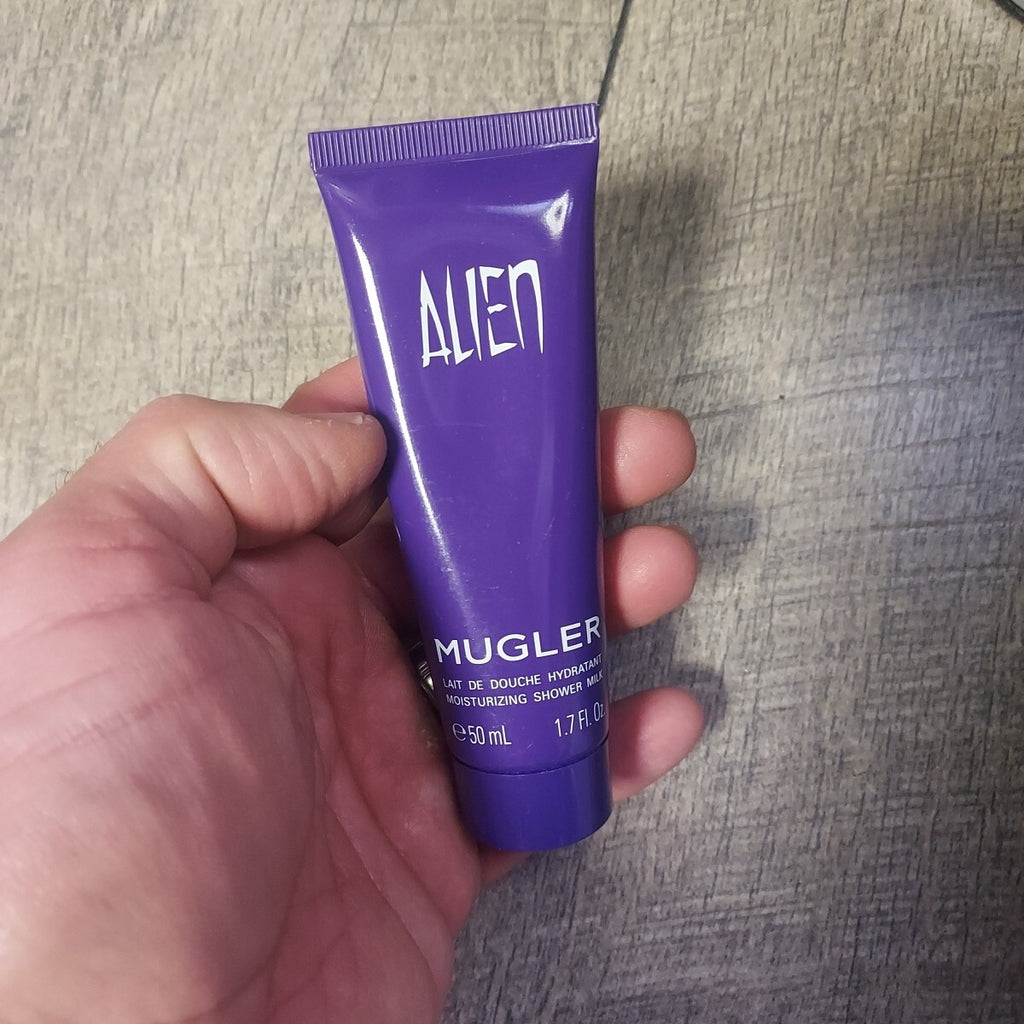 Alien Moisturizing Shower Milk 1.7oz - Hydrating Body Wash
