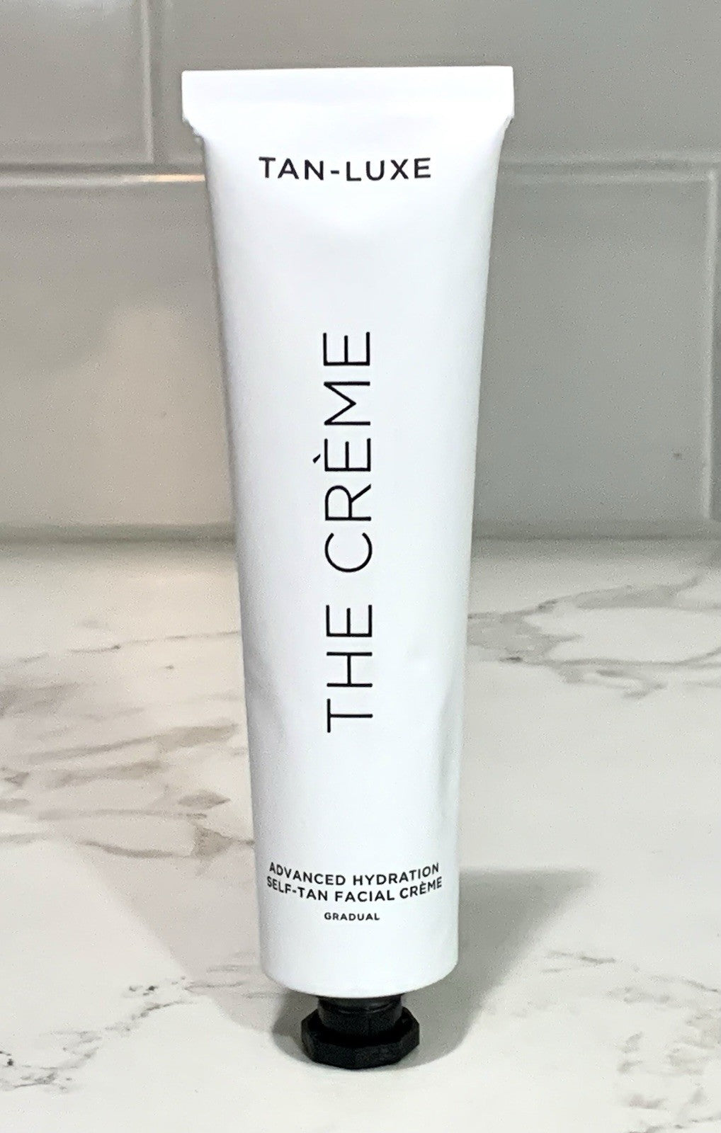 Self-Tanning Facial Cream - Hydrating Gradual Tan for Face 2.19 oz