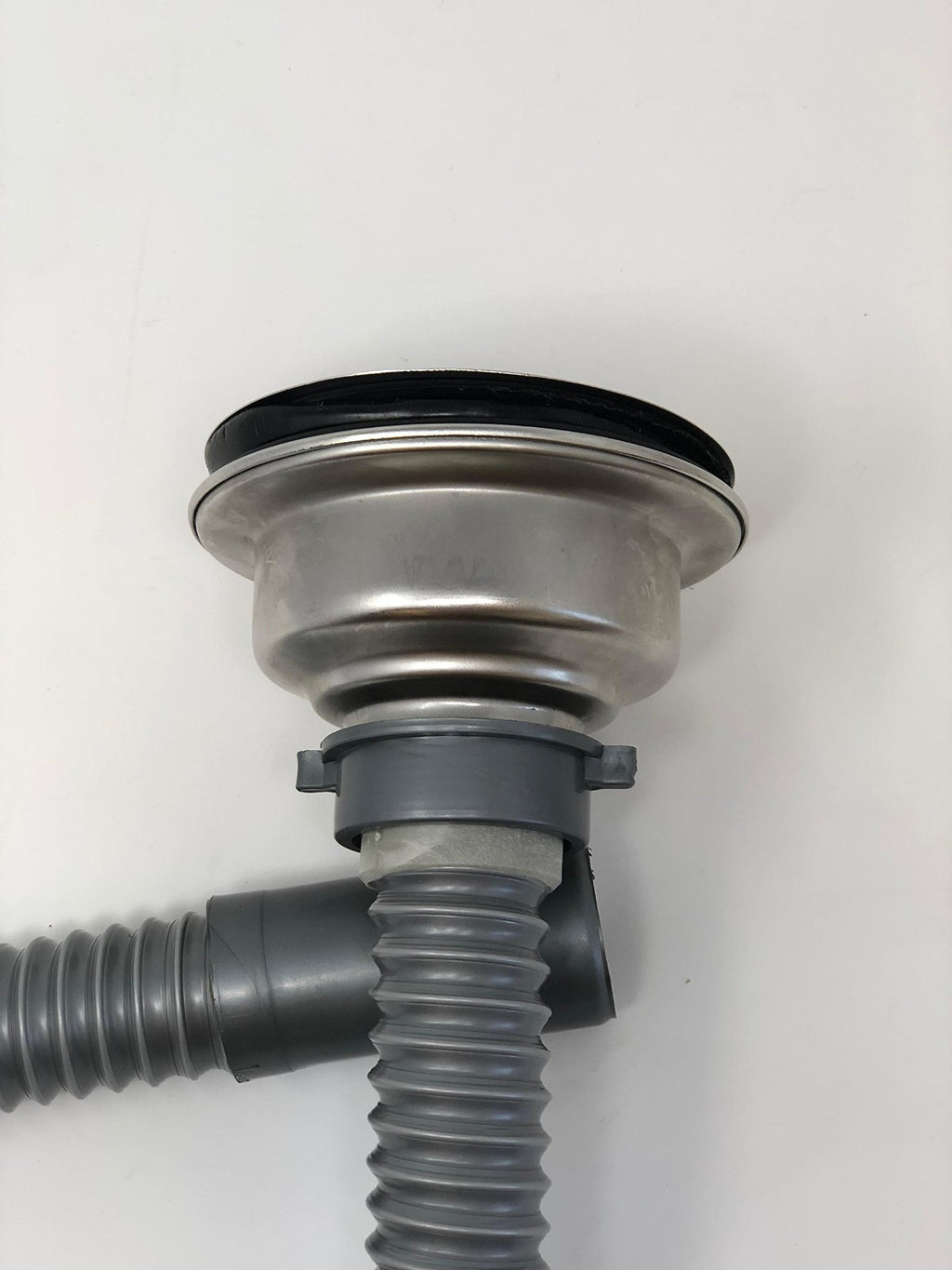 Salon Shampoo Bowl with Drain Assembly & Flexible Hose - Durable Stainless Steel