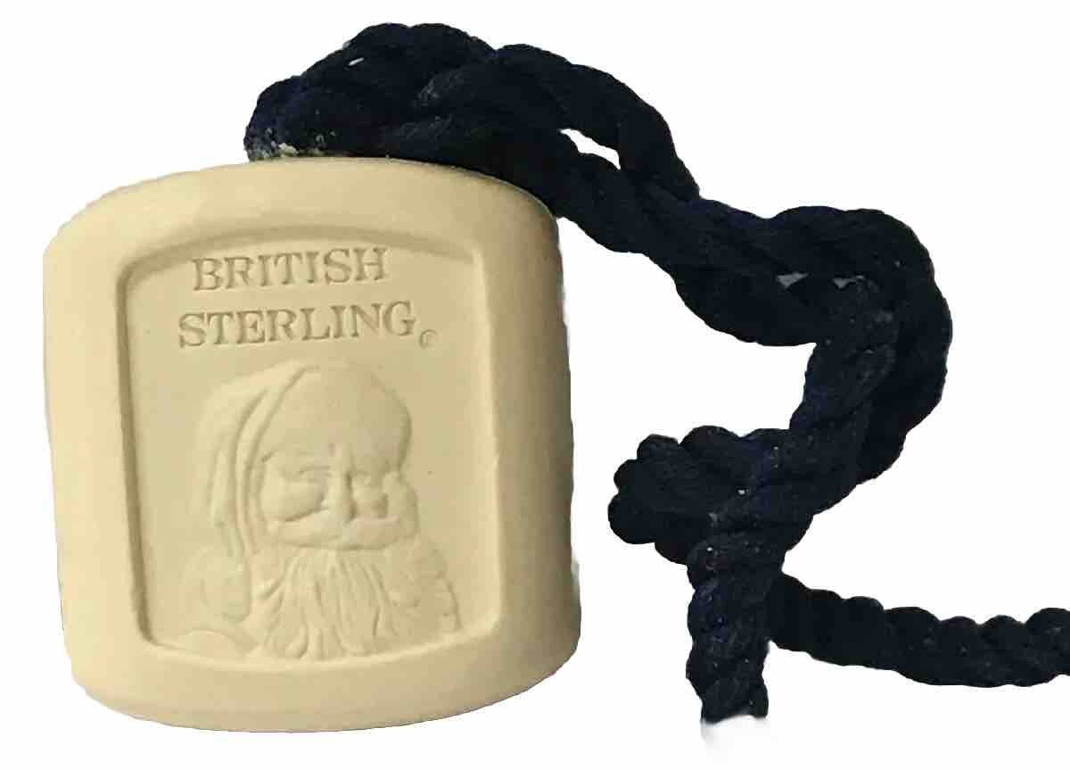 British Sterling Christmas Soap on a Rope Santa Design 3 oz Holiday Gift