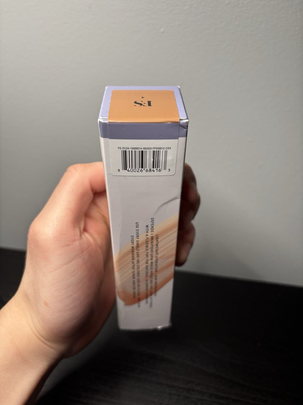 Mineral SPF 30 Sunscreen with Hydrating & Pore-Reducing Benefits - 10 Shades