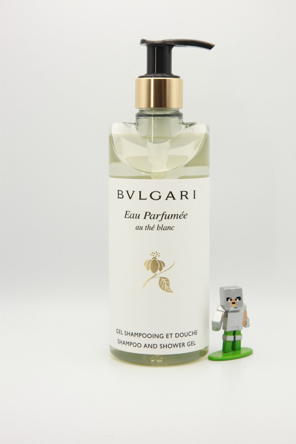 BVLGARI Eau Parfumée au Thé Blanc 300ml Shampoo & Shower Gel - Luxury Fragrance