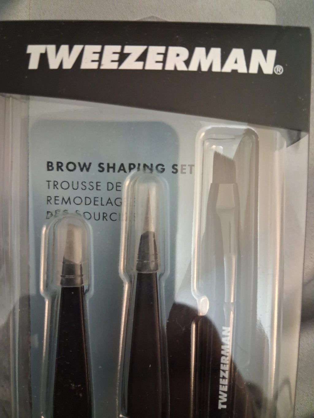 Tweezerman Brow Shaping Tweezer Set 3-Piece with Mini Brow Brush Black Vegan
