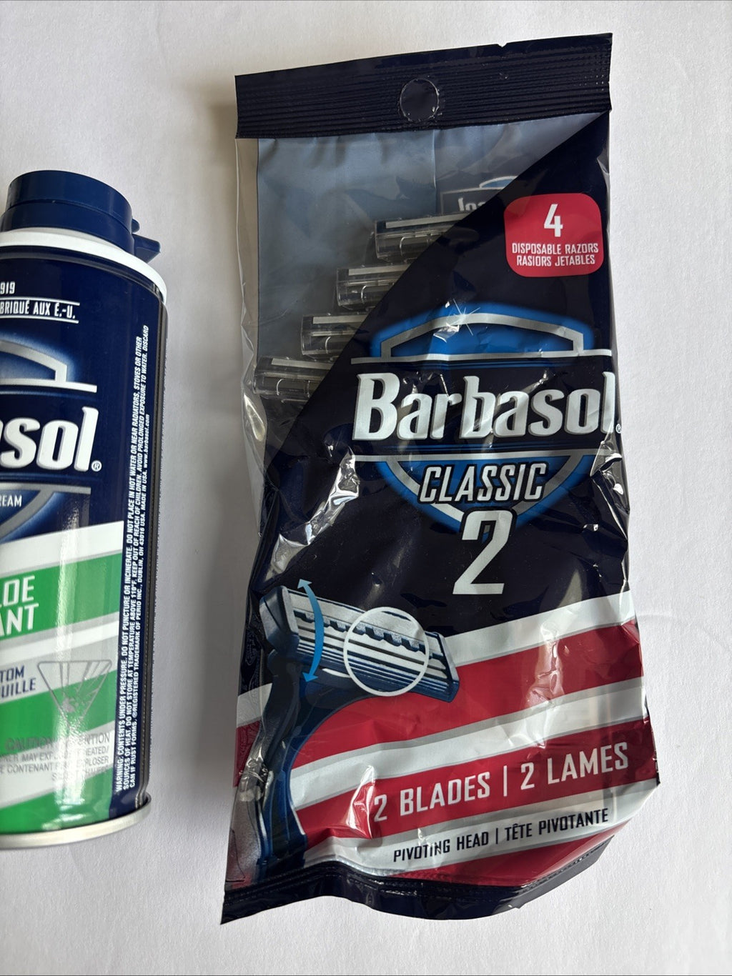 Barbasol Original Soothing Aloe Shaving Cream 5 Oz Pack of 2 with 8 Razors