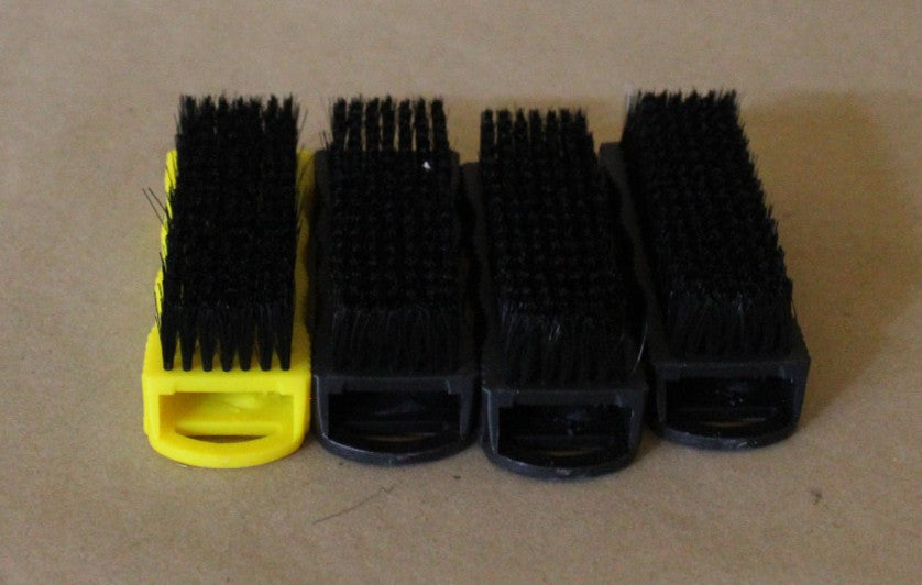 2-in-1 Utility and Nail Brush Set - 4 Pack