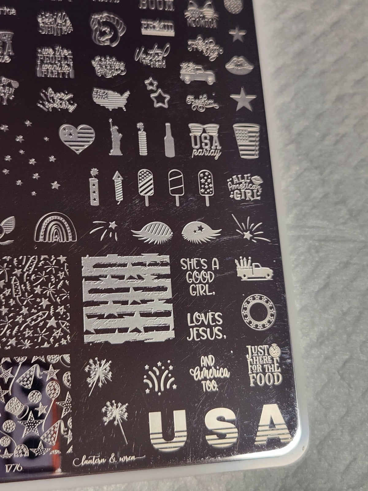 Lantern & Wren 1776 USA 4th of July Nail Stamping Plate - Patriotic Design